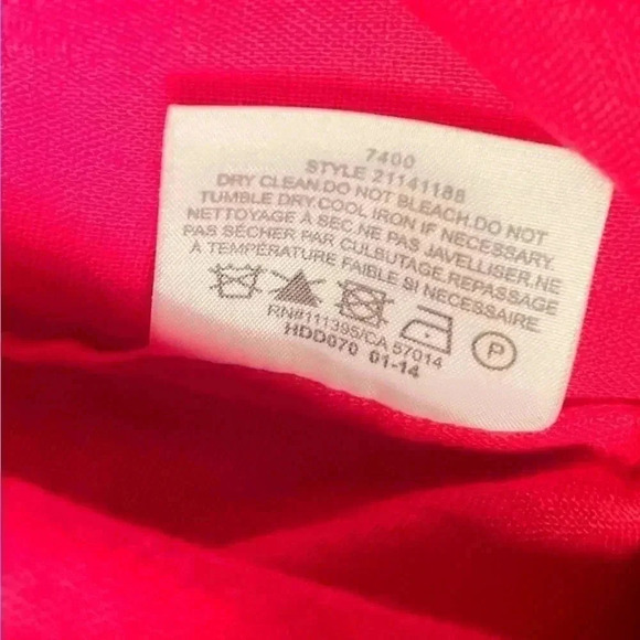 Timeless Elegance Tory Burch Red Linen  Button Down Long Sleeve Shirt (Size 6) - Picture 4 of 5